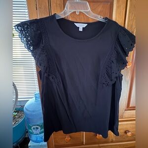 Lauren Conrad Black Sleeveless Top. XXL
Black with Eyelet